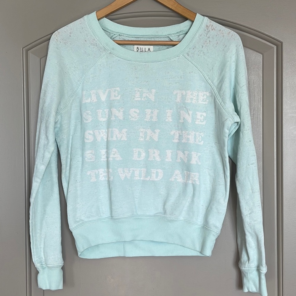 Billabong light weight graphic sweater size medium